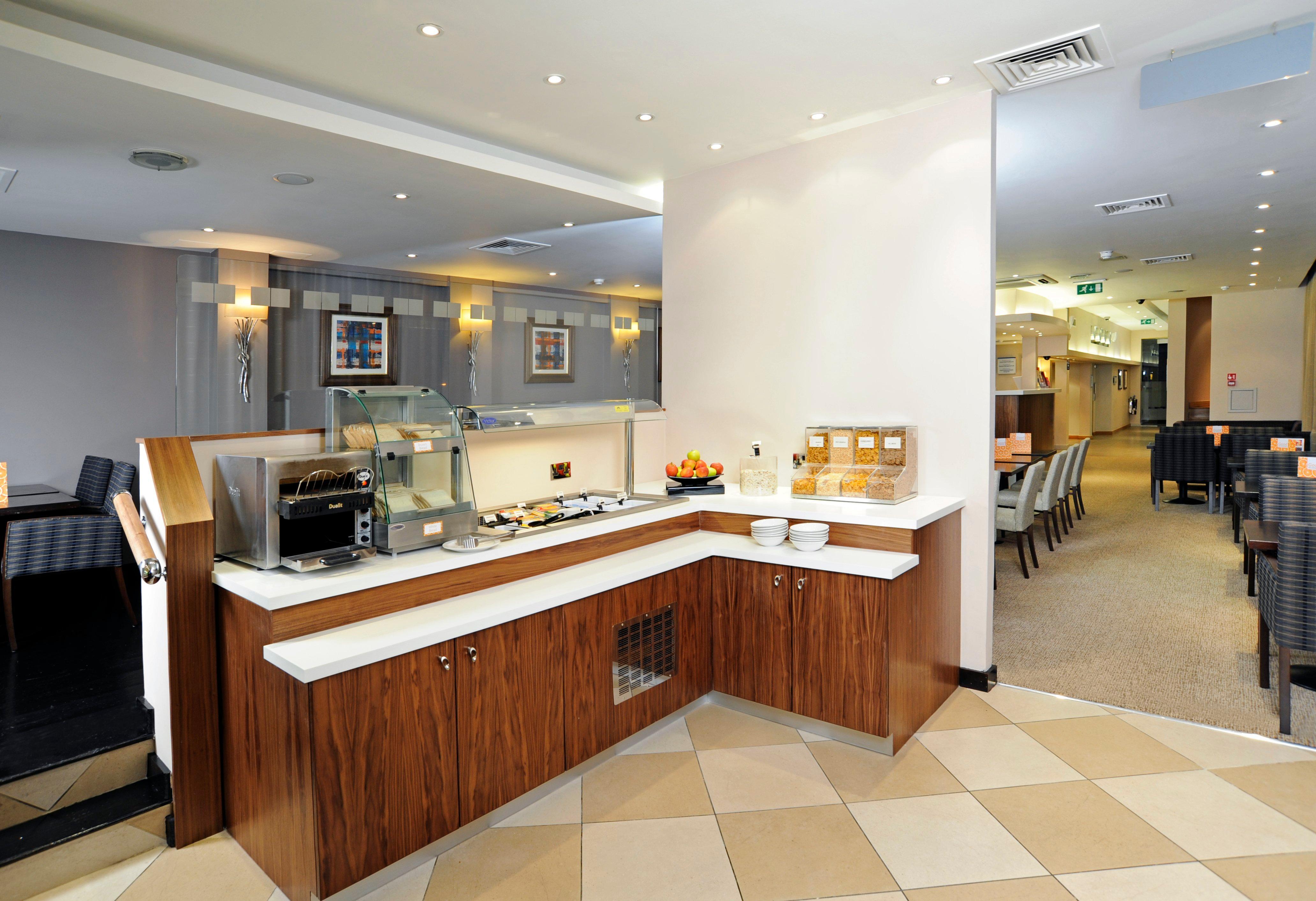 Holiday Inn Express Crewe, An Ihg Hotel Esterno foto