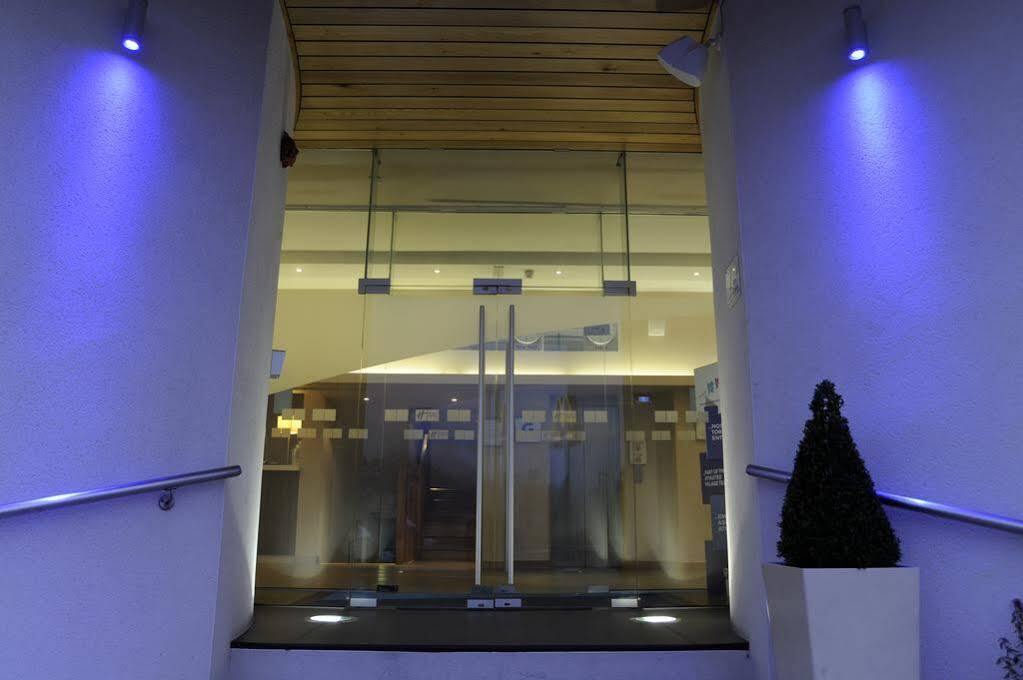 Holiday Inn Express Crewe, An Ihg Hotel Esterno foto